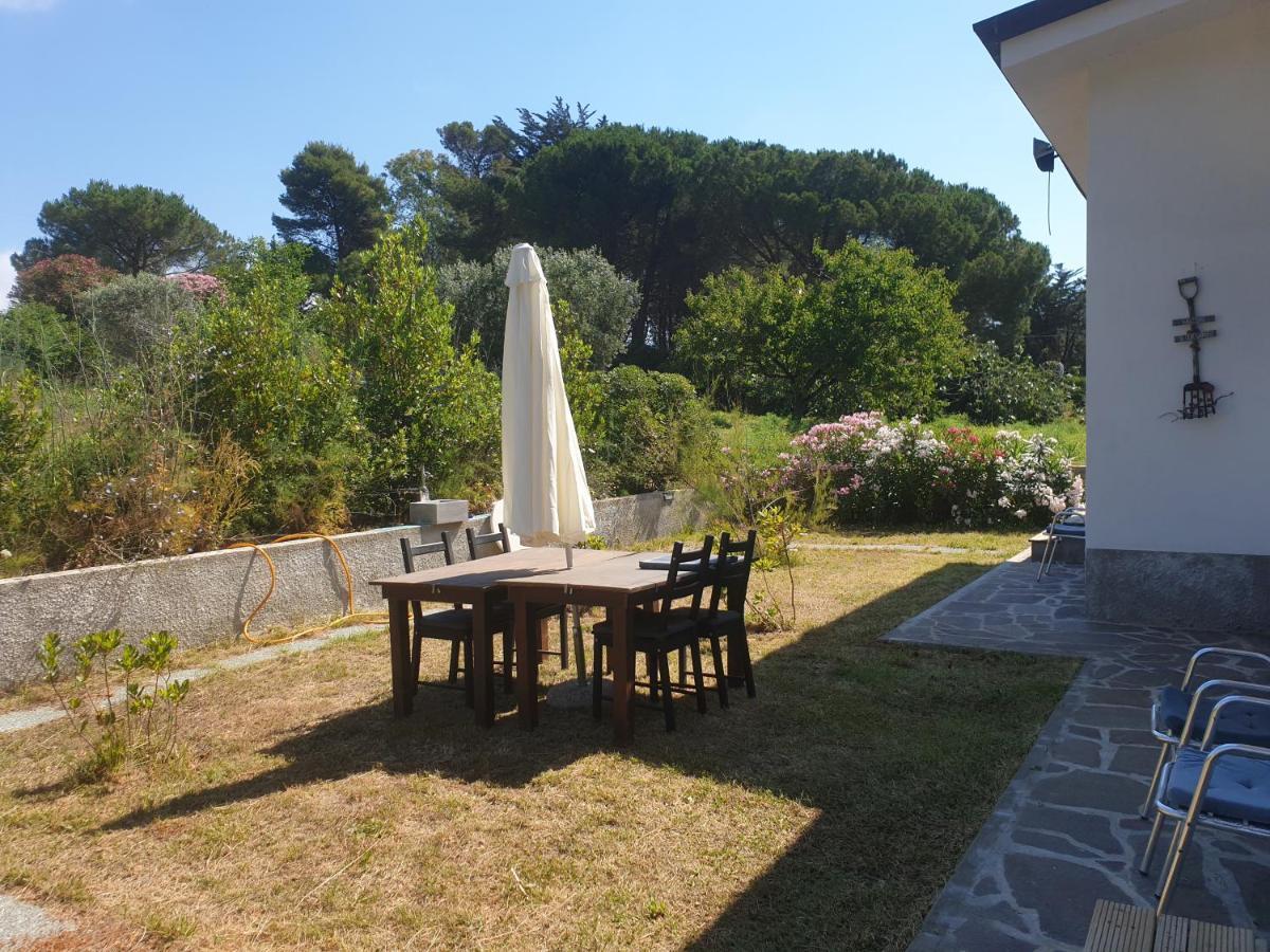 La Casa Di Artemide Affittacamere Le Venelle Rio dellʼElba Bagian luar foto